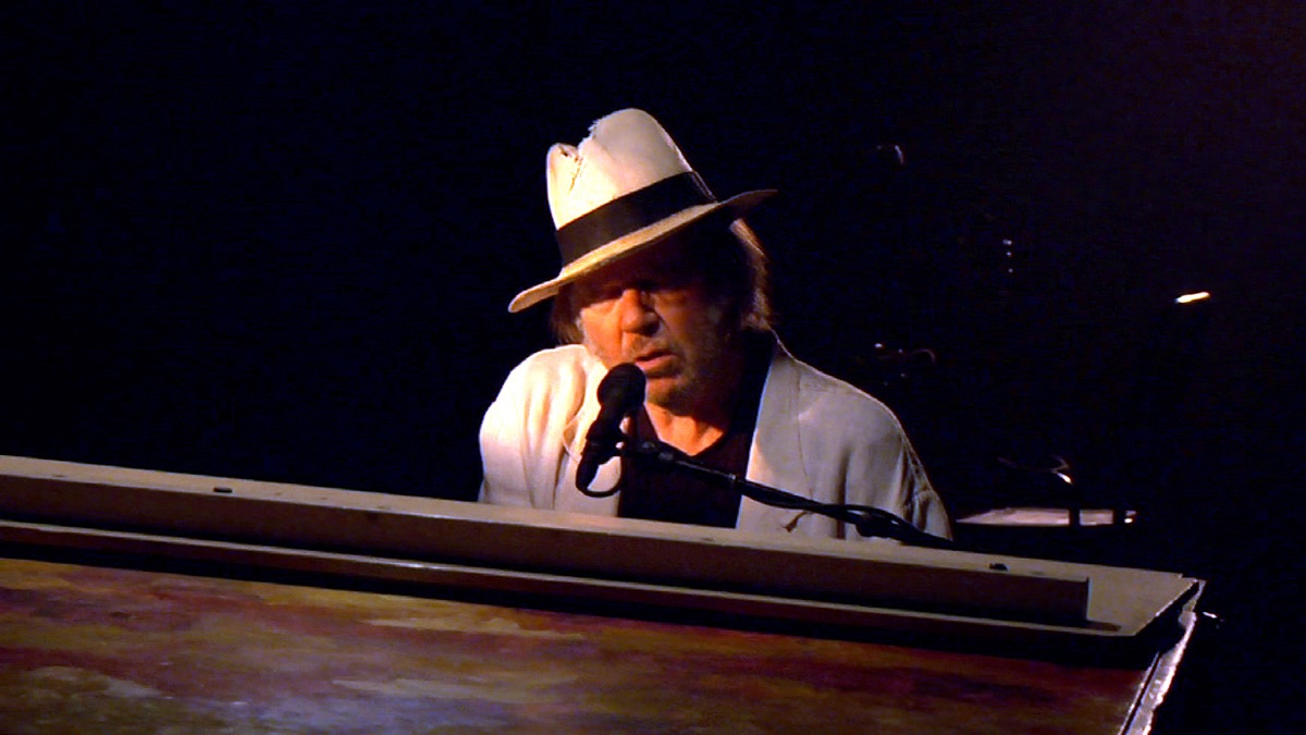 NEIL YOUNG JOURNEYS Apple TV TH 