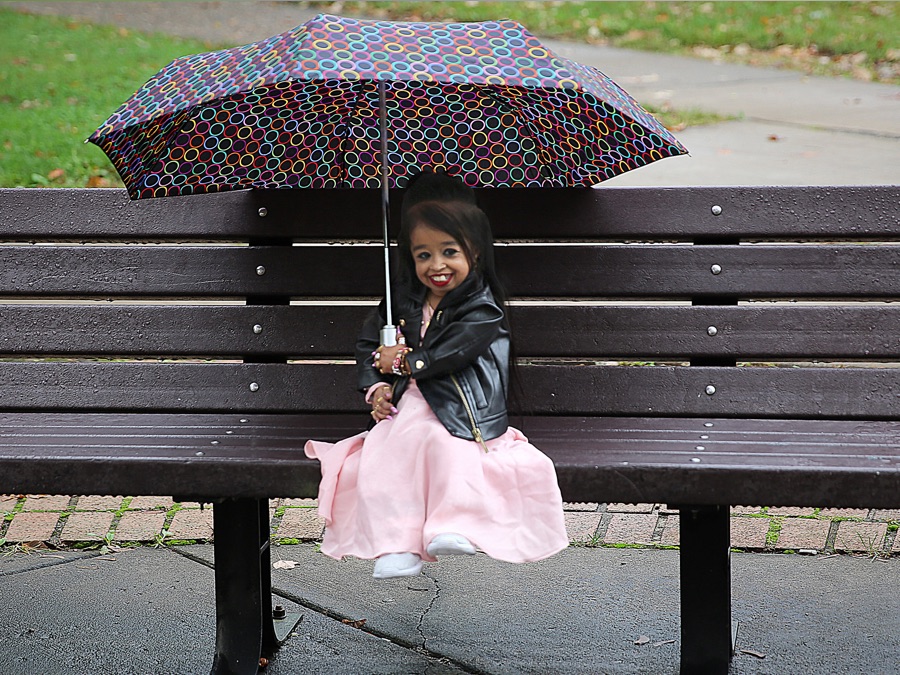 World s Smallest Woman Meet Jyoti Apple TV jyoti-amge-meet-the-smallest-living-woman-in-the-world