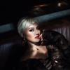 AGNEZ MO