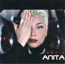 Anita Sarawak - Seksis