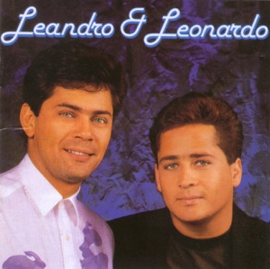 Leandro & Leonardo - Não Olhe Assim - Line Dance Musik