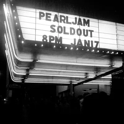 Seattle, WA 17-January-1992 (Live) - Pearl Jam