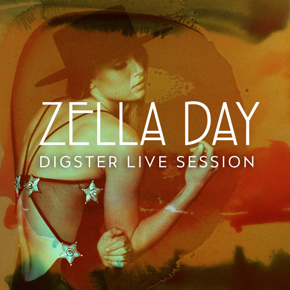 Zella day hypnotic. Zella Day. East of Eden Зелла Дэй. Зелла Дэй американская певица. Zella Day обложка.