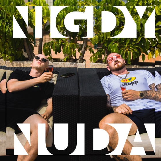 Cover artwork for Nigdy nuda (feat. Qry)