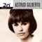 Agua de Beber (feat. Antônio Carlos Jobim) - Astrud Gilberto lyrics