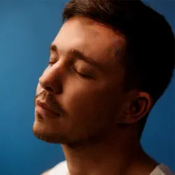 https://is4-ssl.mzstatic.com/image/thumb/Music122/v4/3d/19/c8/3d19c8a7-09e8-60a0-fa48-beea9b5e1d60/pr_source.png