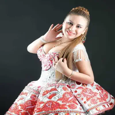 La Reyna Villera - Ely Corazón