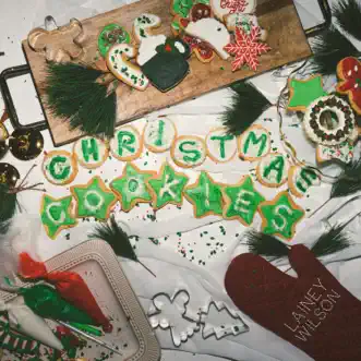 Christmas Cookies by Lainey Wilson song reviws