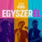 Egyszer él artwork