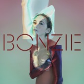 Bonzie - alone
