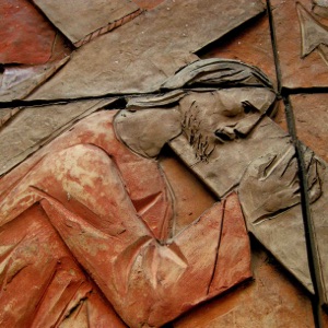 Jesús es puesto en el sepulcro - Decimocuarta Estación de la Cruz - por el Cardenal Joseph Ratzinger (Papa Benedicto XVI) - Totus2us