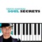 Secret Smile (feat. Vincent Ingala) - Gregg Karukas lyrics