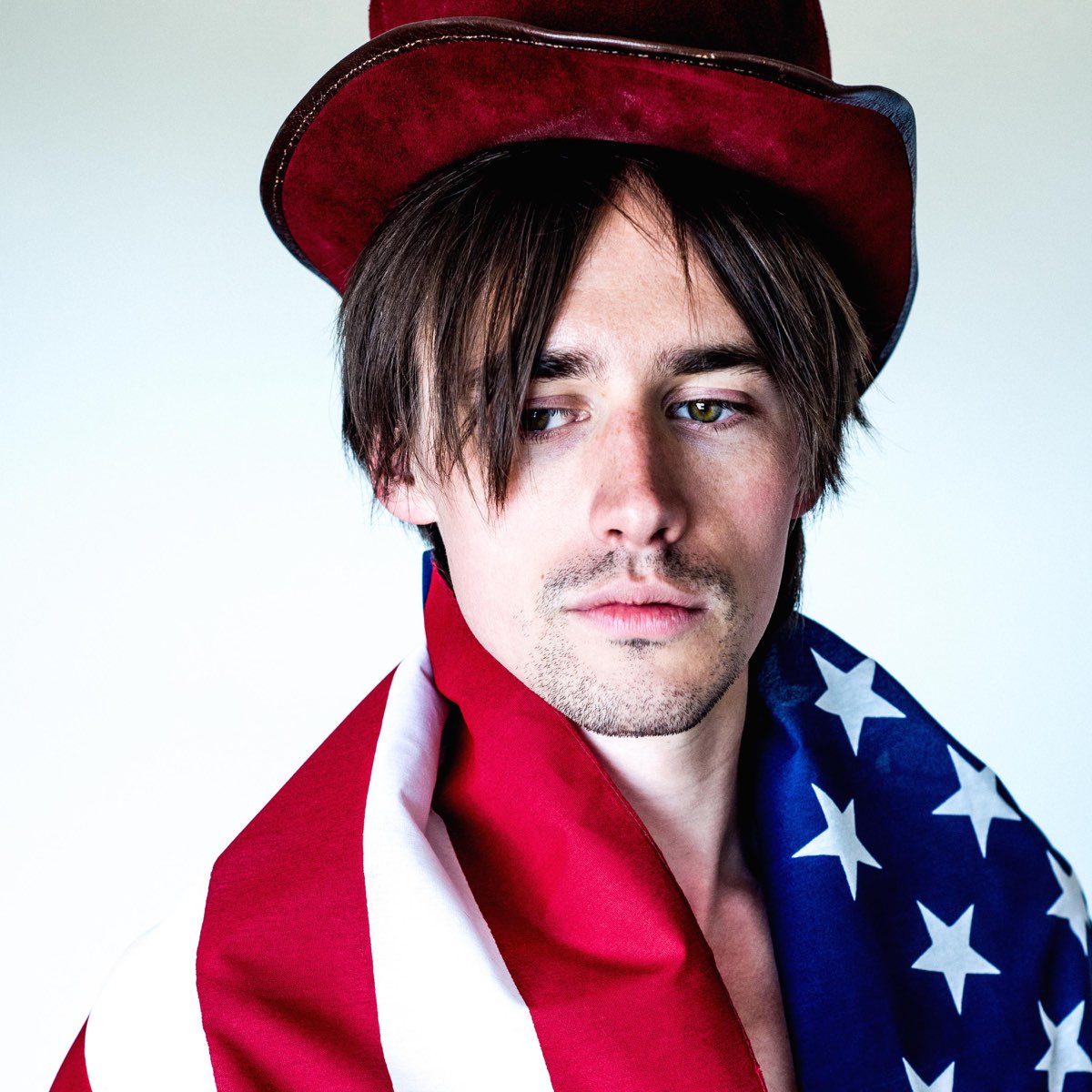 Up above. Reeve Carney. Фотосессия hadestovn Reeve carnet. Reeve Carney u2. Reeve Oliver album.