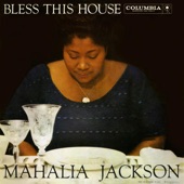 Mahalia Jackson - Standing Here Wondering Which Way to Go