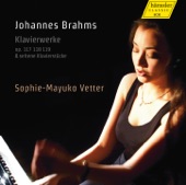 Sophie-Mayuko Vetter - 2 Gavottes, WoO 3: No. 1 in A Minor