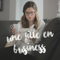 Une fille en business