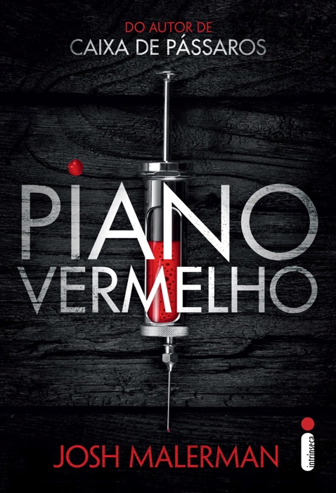 Piano vermelho