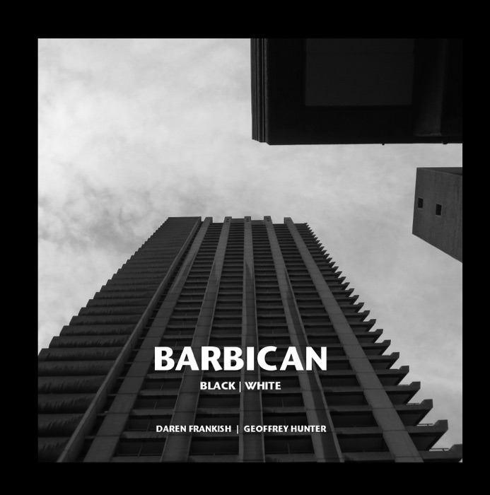 BARBICAN BLACK WHITE