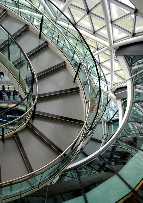 TOP 10 LONDON STAIRCASES