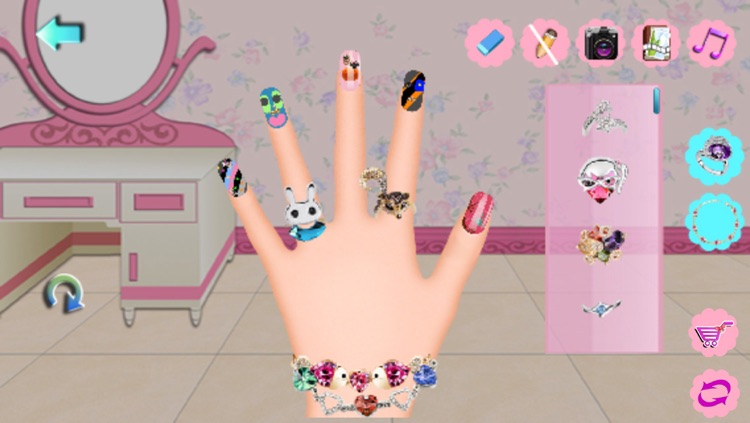 Art Nail Salon:Happy Holidays Free-Dress Up Game