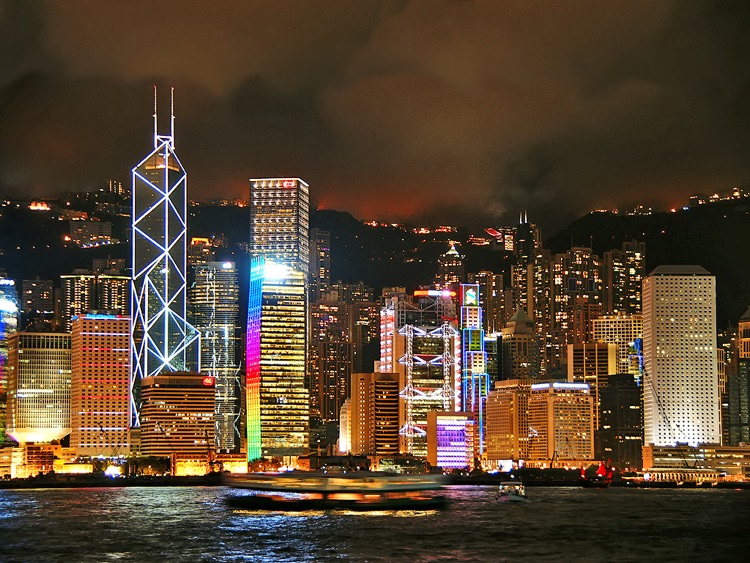 Hong Kong Tourism Guide 2012