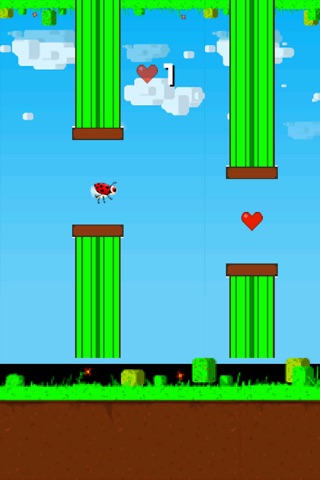 Flappy LadyBug - Tap and Flap Adventure Maze screenshot 2