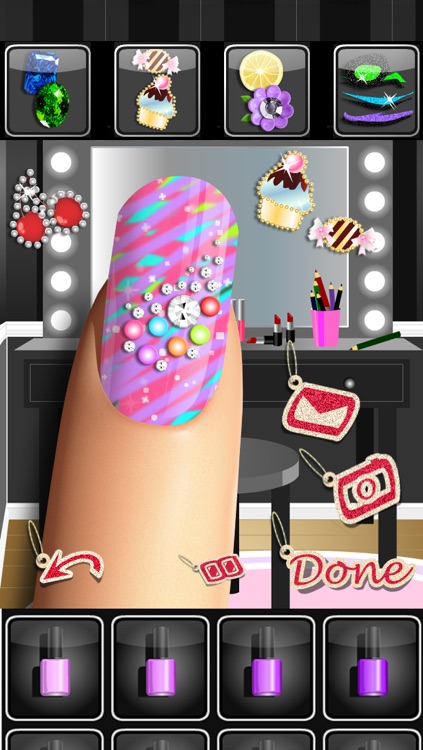 Glitter Nails™ Manicure Makeover Game for Girls by virtualiToy, Inc