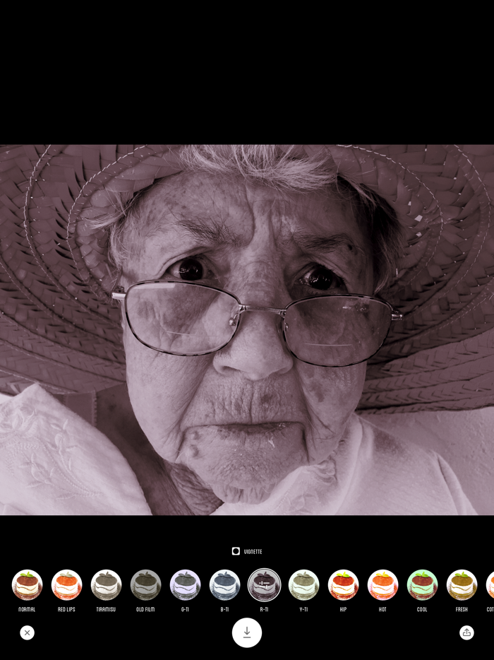 Tiramisu 카메라 - 흑백 필터