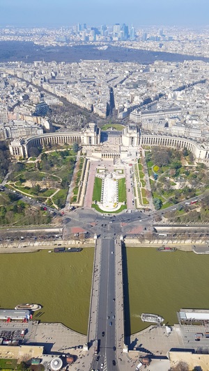 VR Paris High Up On Eiffel Tower Virtual Reality(圖5)-速報App