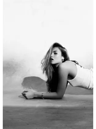 Screenshot 6 NORMAL MAGAZINE - The best nudes by the best photographers iphone