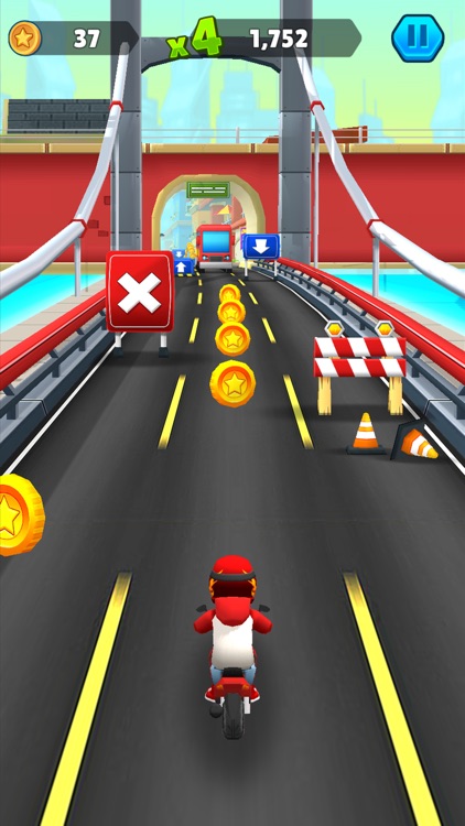 Subway Scooters 2 : New Races by Ciklet Games