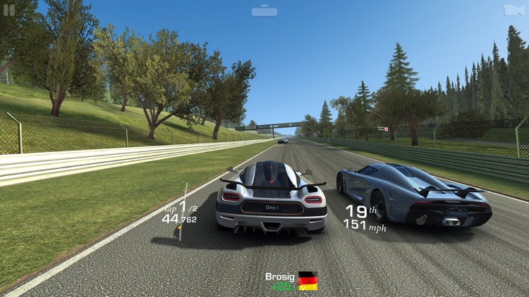 Real Racing 3 screenshot-1