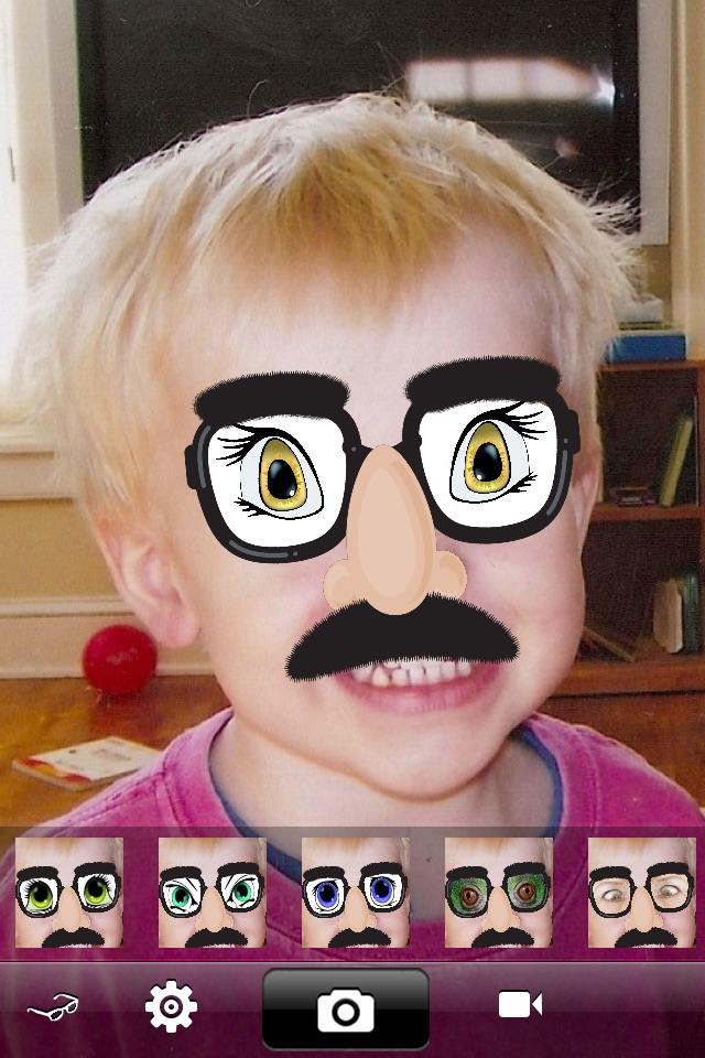 Mega Photo Glasses: Real-Time Camera Effects screenshot 3