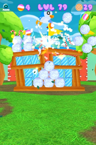 Holiday Snow Smash: Fun Ball Tossing Game screenshot 4