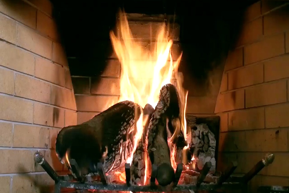 iFireplace Of Love screenshot 3