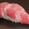 ◆レジ横でおなじみ「黒革のグルメ手帳」