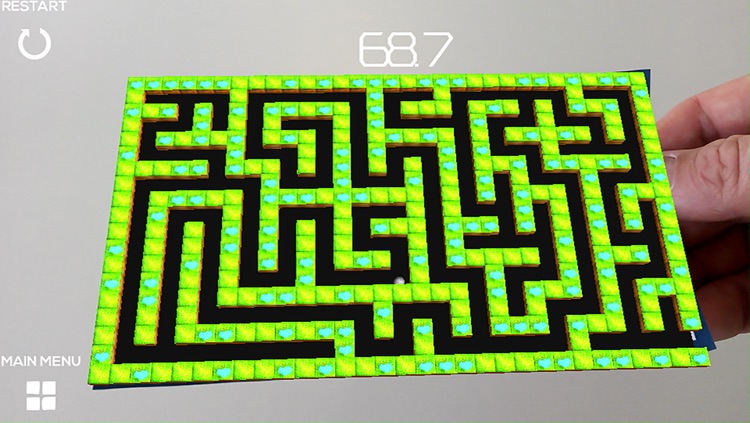 Augmented Reality Maze by IAR Labs S.L.