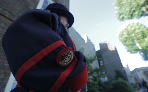 Ravens at the Tower screenshot 2