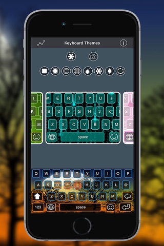 Keyboard Themes - Custom Themed Keyboards, Animated Keys & Fast Emoji Type screenshot 3