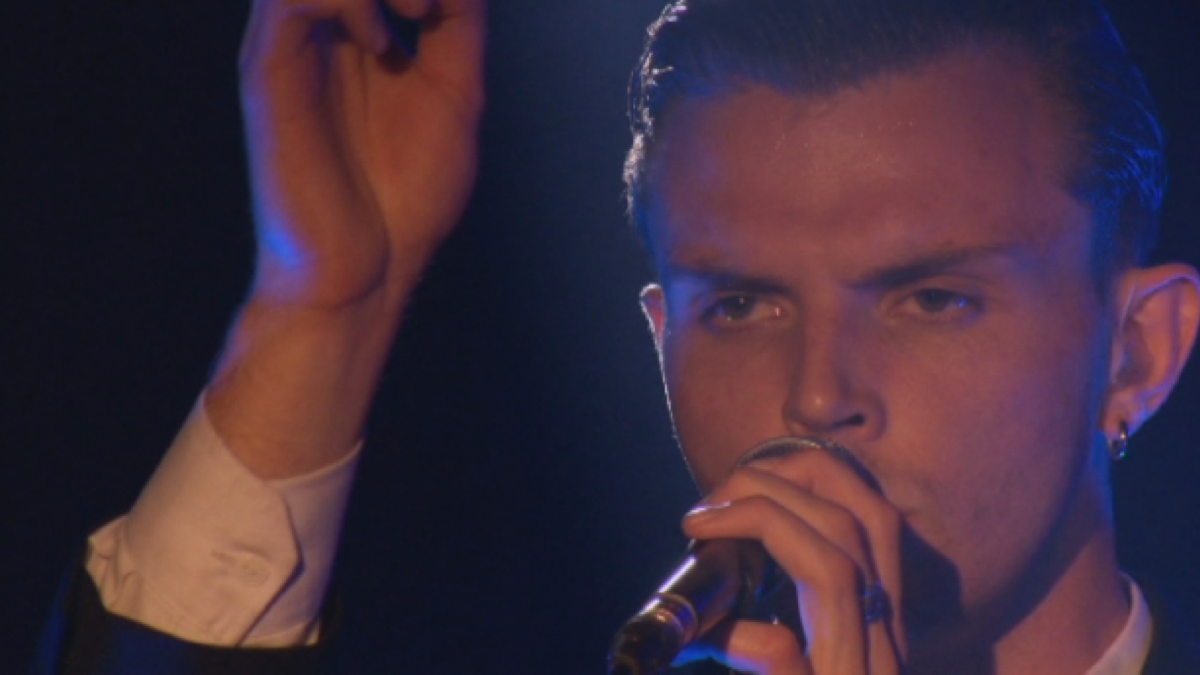 Hurts stay перевод. Hurts stay.