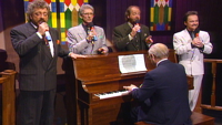 Bill & Gloria Gaither - I Shall Not Be Moved (feat. The Statler Brothers) [Live] artwork