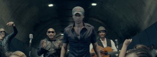 Bailando (feat. Sean Paul, Descemer Bueno & Gente de Zona)