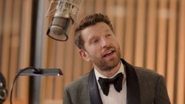 Baby, It's Cold Outside (Latin Version) Brett Eldredge & Sofía Reyes Holiday Music Video 2020 New Songs Albums Artists Singles Videos Musicians Remixes Image