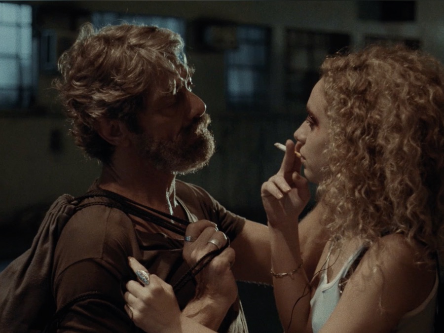 A Morte Habita à Noite Trailer Oficial YouTube