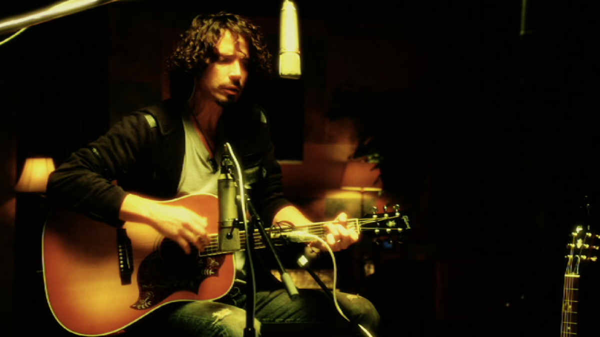 2009 видео. Chris Cornell 2009. Chris Cornell 2009 Scream. Cornell Chris "Scream". Chris Cornell.