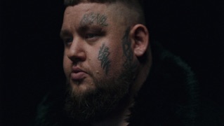 Behind Rag'n'Bone Man's