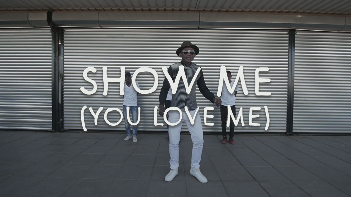 Just show me love. Песня show me your Love. Show me. Show me Love. Show me how to Love.