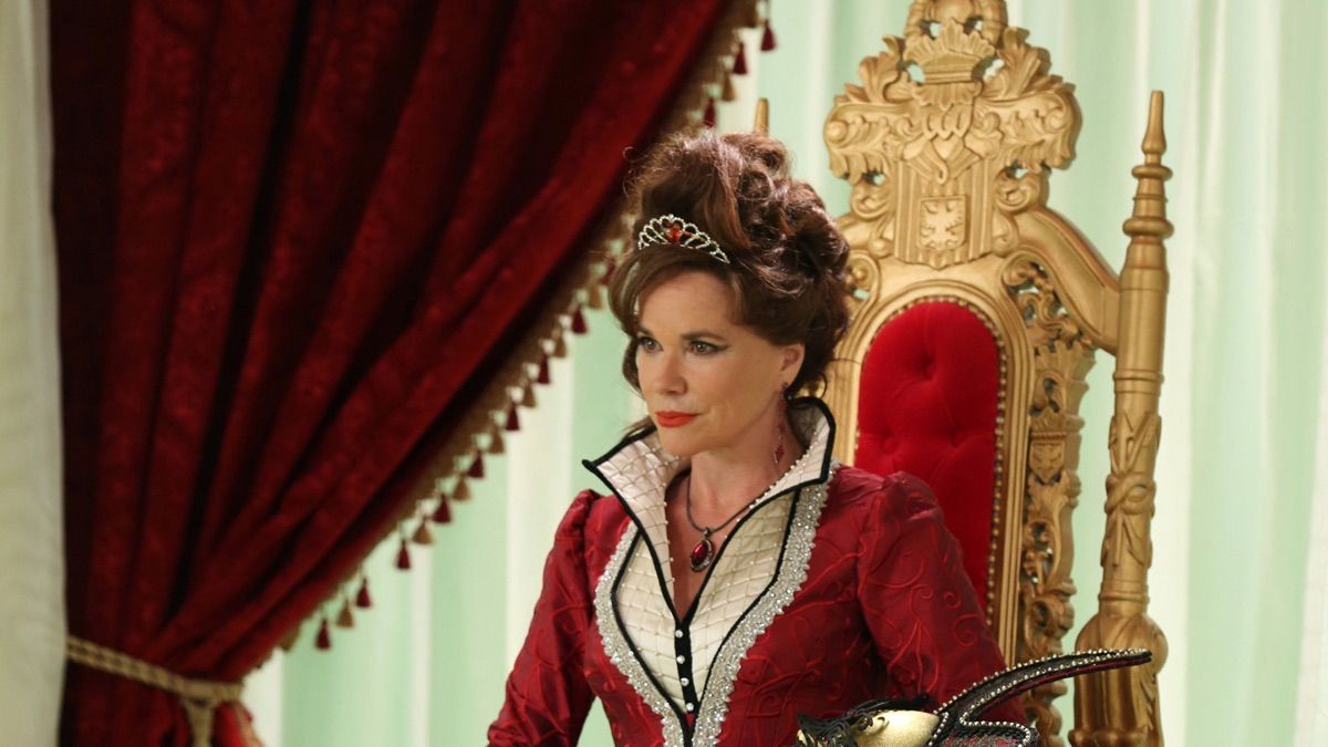 Queen of Hearts – Once Upon a Time (Series 2, Episode 9) | Apple TV