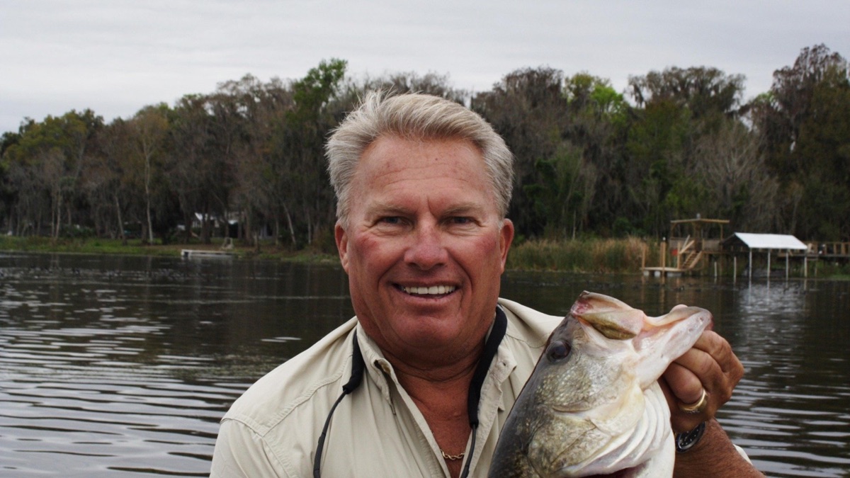 Fishing With Roland Martin - Apple TV