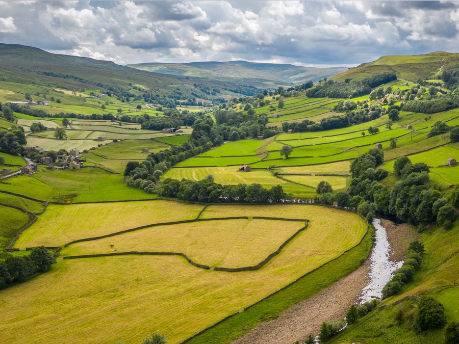 Escape to the Country Apple TV